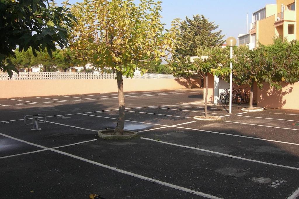 Gruissan Appartement Calme, Vue Sur Port De Plaisance -Clim, Empl.Parking Exterior foto