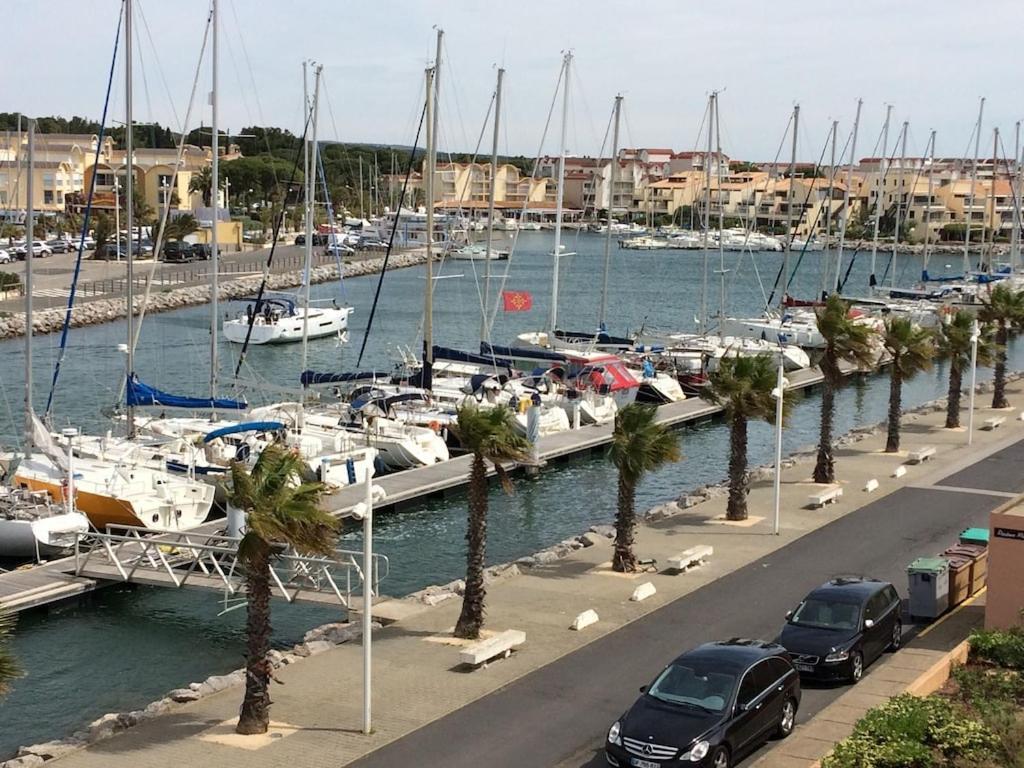 Gruissan Appartement Calme, Vue Sur Port De Plaisance -Clim, Empl.Parking Exterior foto